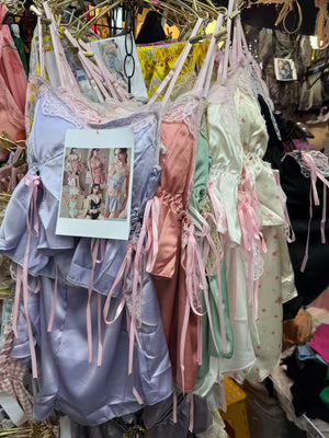 【泰国🇹🇭代购】 缎面性感睡衣 套装  RM35.90 ONLY