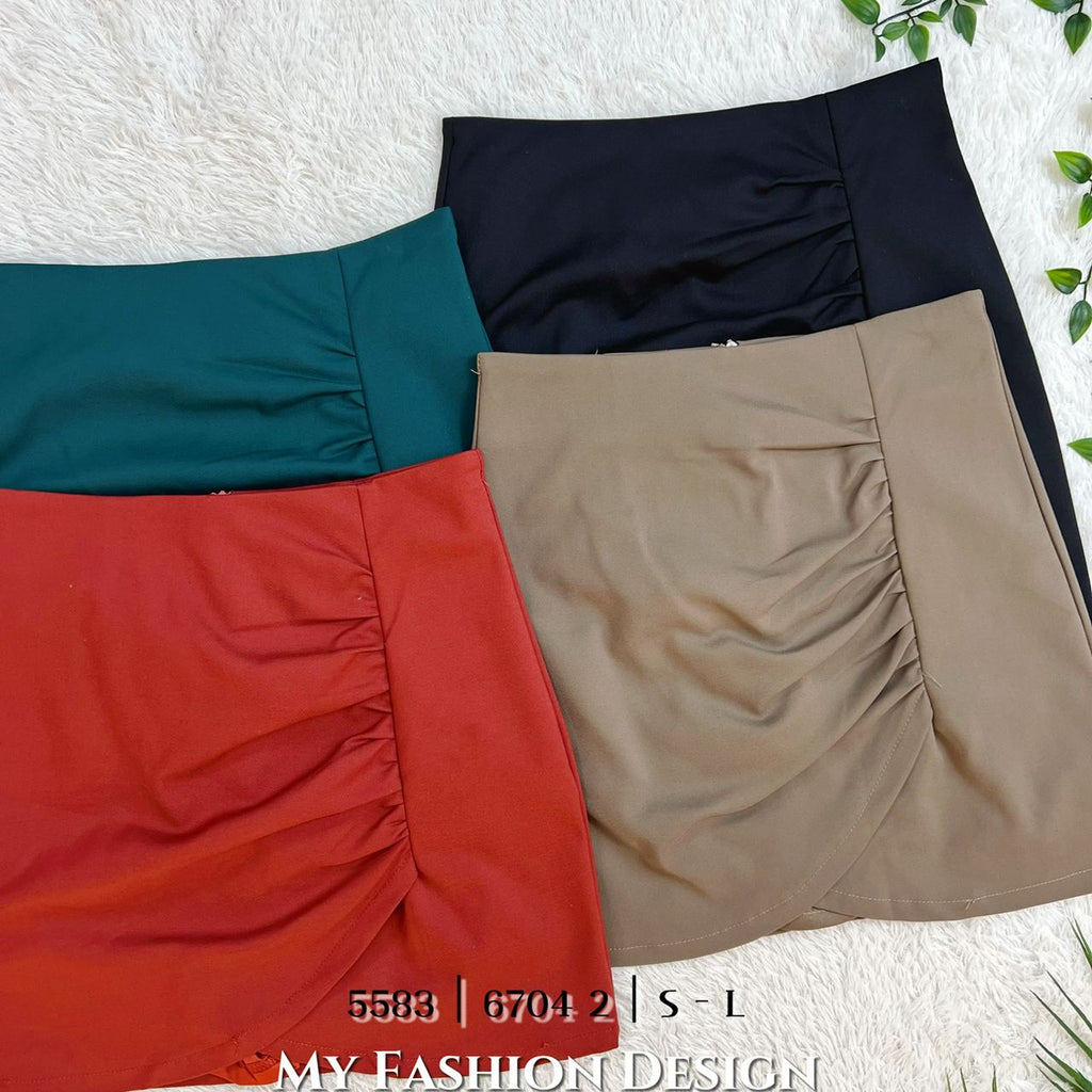 爆款新品❤️‍🔥 高品质高腰时装裤裙 RM59 Only🌸 (1-B3)