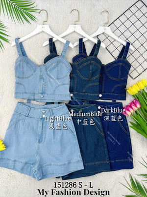 爆款新品🔥高品质气质牛仔套装 上衣 ➕ 短裤 RM58 Only🌸（原价 RM109 ）（补现货）