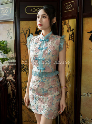 ⚠️预定款⚠️🔥独家爆款🔥高品质气质提花款旗袍套装 上衣 ➕ 裤裙 RM129 Only🌸 （原价 RM149 ）