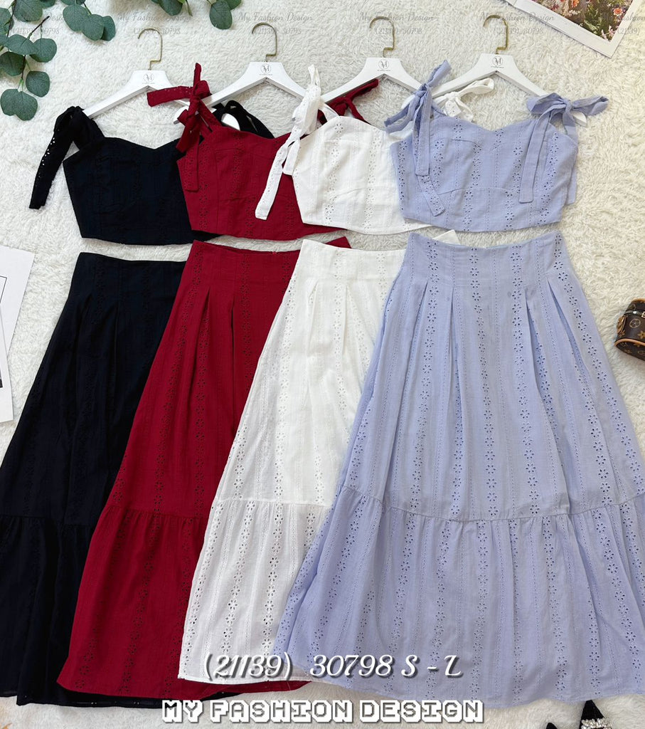 爆款新品🔥高品质桐花绑带套装 上衣 ➕ 裙子 RM95 Only🌸(1-X2)