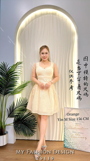 🆕高品质DD气质款条纹连体裙 RM99 Only🌸 （1-D4）