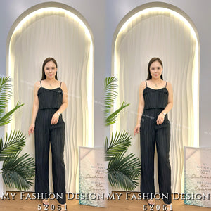 【补现货】爆款新品🔥高品质气质款百褶套装 上衣 ➕ 裤子 RM39.00 Only🌸（原价 RM88.00）