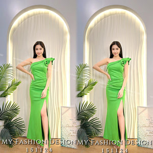 【补现货】🛍️爆款新品🛍️高品质气质款连体长裙 RM45.00 Only🌸（原价 RM99.00）