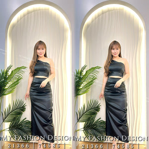 爆款新品🔥高品质斜边缎面套装 上衣 ➕ 裙子 RM95 Only🌸（1-R4)