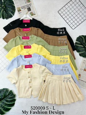 【补现货】爆款新品🔥西装百褶套装 上衣 ➕ 裤裙  RM55.00 Only🌸（原价 RM75.00）