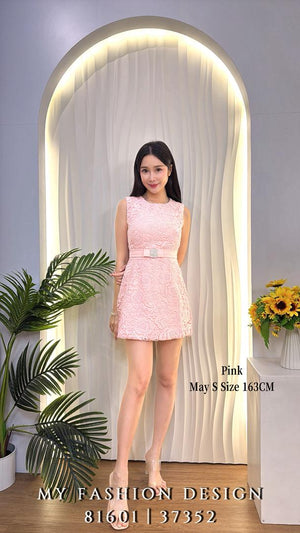 爆款新品🔥 高品质水溶钩花连体裙 RM99 Only🌸(1-J3)