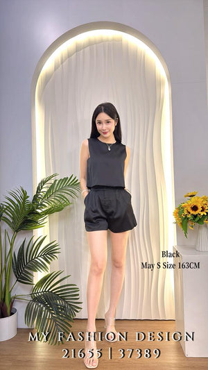 爆款新品🔥 高品质气质休闲款缎面套装 上衣 ➕ 短裤 RM99 Only🌸(2-G2)（3-W3）