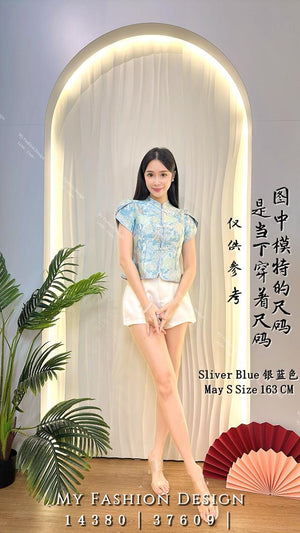 爆款新品🔥 高品质气质款提花旗袍上衣 RM75 Only🌸