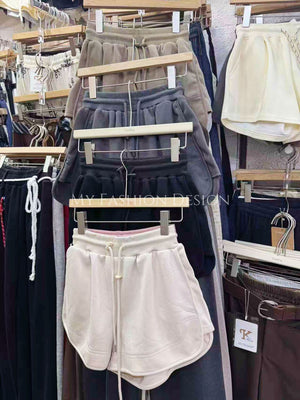 【泰国🇹🇭代购】高品质高腰休闲短裤 RM29.90 Only🌷