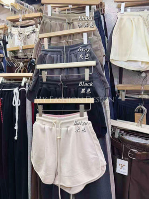 【泰国🇹🇭代购】高品质高腰休闲短裤 RM29.90 Only🌷