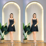 🔥爆款新品🔥高品质吊带款收腰连体裙 RM80.75 Only🌸 （原价 RM95 ）（1-J2）