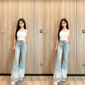 爆款新品🔥高品质牛仔款修身显瘦喇叭长裤 RM69 Only🕊