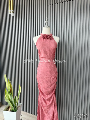 爆款新品🔥高品质皱折修身连体长裙 RM109 Only🌸（3-R3）