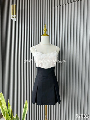 🔥爆款新品🔥高品质吊带款蕾丝上衣 RM52 Only🌸（3-U4）(3-E4)(1-E2)