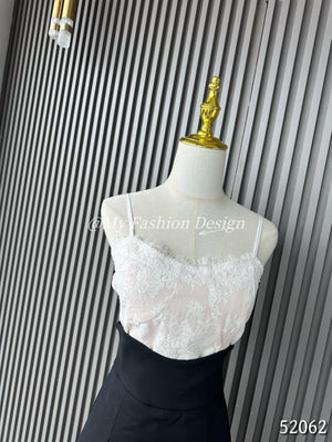 🔥爆款新品🔥高品质吊带款蕾丝上衣 RM52 Only🌸（3-U4）(3-E4)(1-E2)