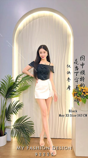 🔥MFD独家爆款🔥 高品质吊带一字肩蝴蝶结时装上衣 RM65 Only🌸（2-O3）