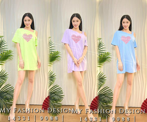 独家爆款🔥高品质休闲款oversize 上衣 RM55 Only🌸 （1-D2）