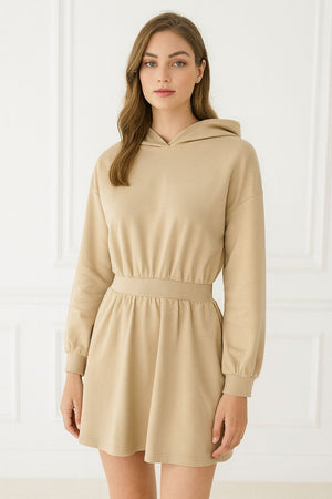 🔥新品抢先上架🔥高品质休闲连帽连体裙 RM75 Only🌸 （原价 RM95 ）