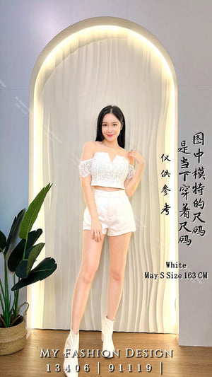 🔥🔥爆款新品🔥高品质气质款蕾丝露肩上衣 RM56 Only🌸   =G2=