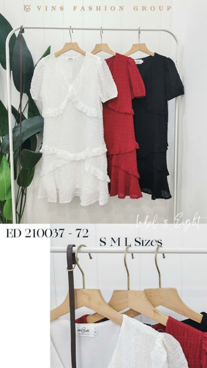 【补现货】🛍️爆款新品🛍️高品质气质款时装连身裙 RM35.00 Only🌸 （原价 RM72.00）