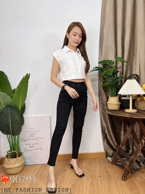 独家爆款❤️ 高品质高腰牛仔长裤 RM69 Only🌸 （1-Q3）